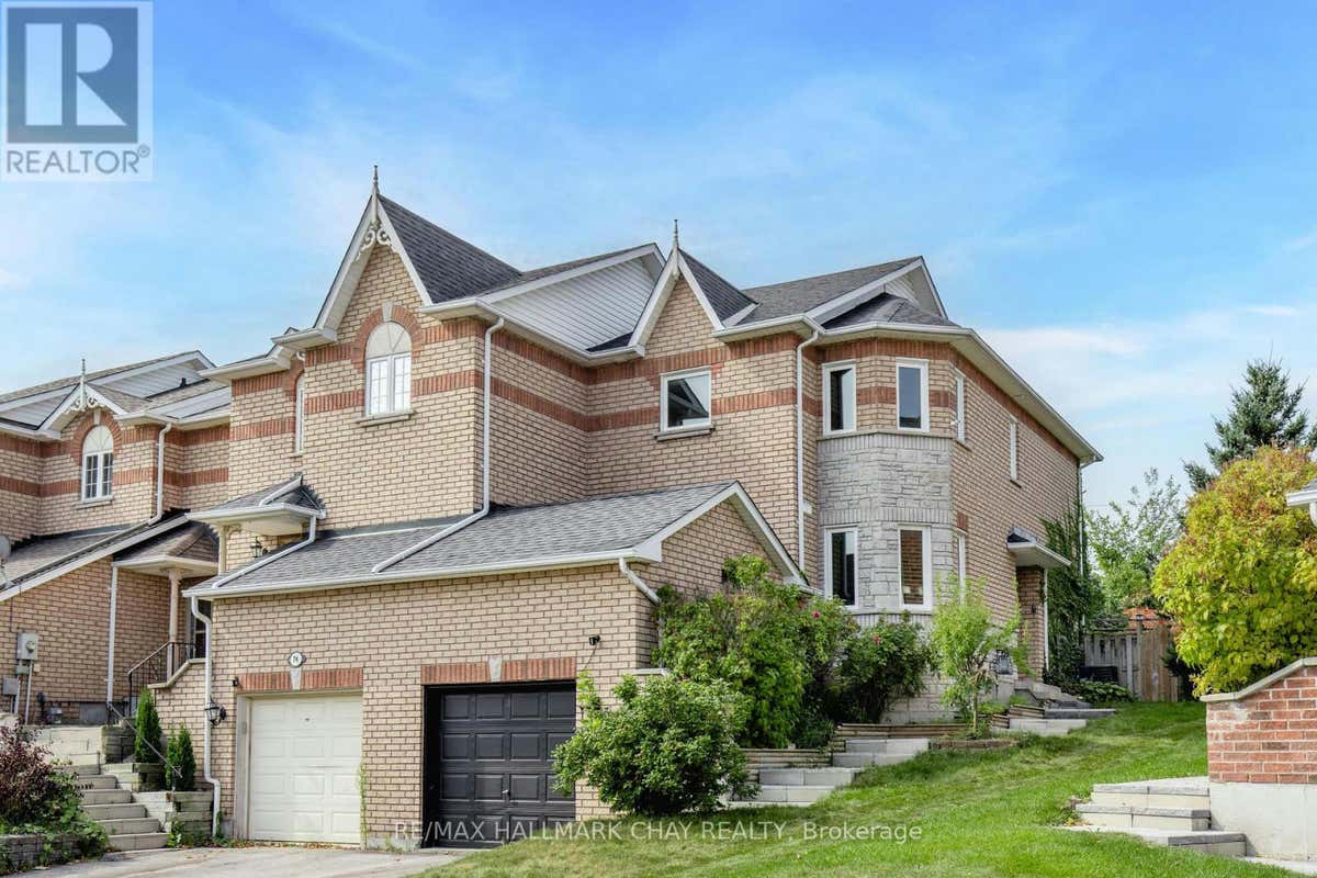 72 GLADWALL AVENUE, Barrie (Painswick South), ON L4N8X5 House For Sale