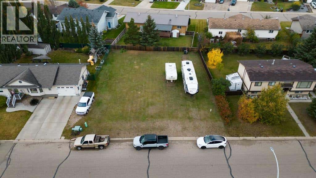 18 MACKENZIE DRIVE