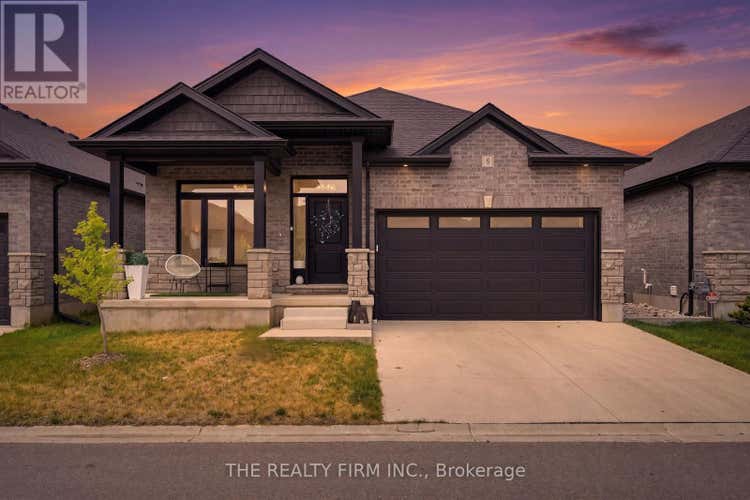 8 - 383 DAVENTRY WAY