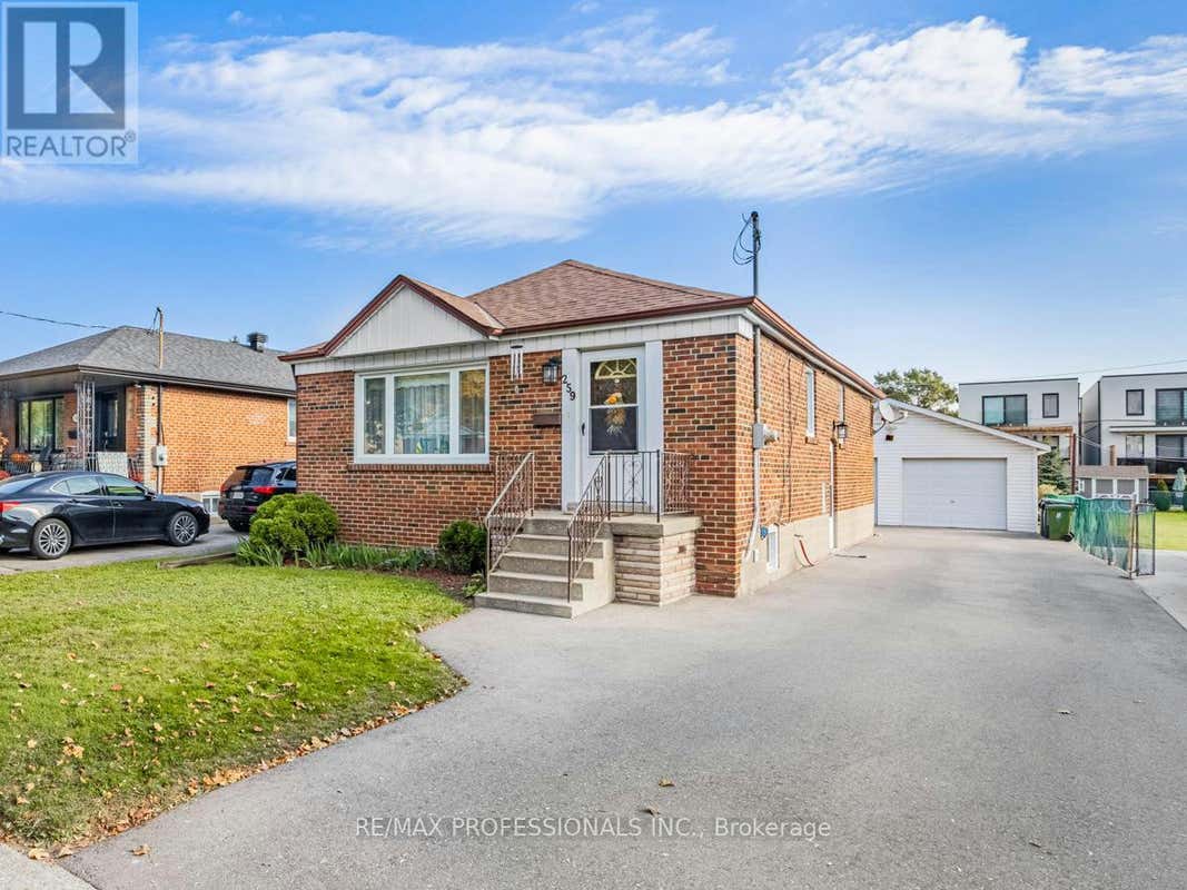 259 ALDERCREST ROAD, Toronto (Alderwood), ON M8W4J9 House For Sale RE