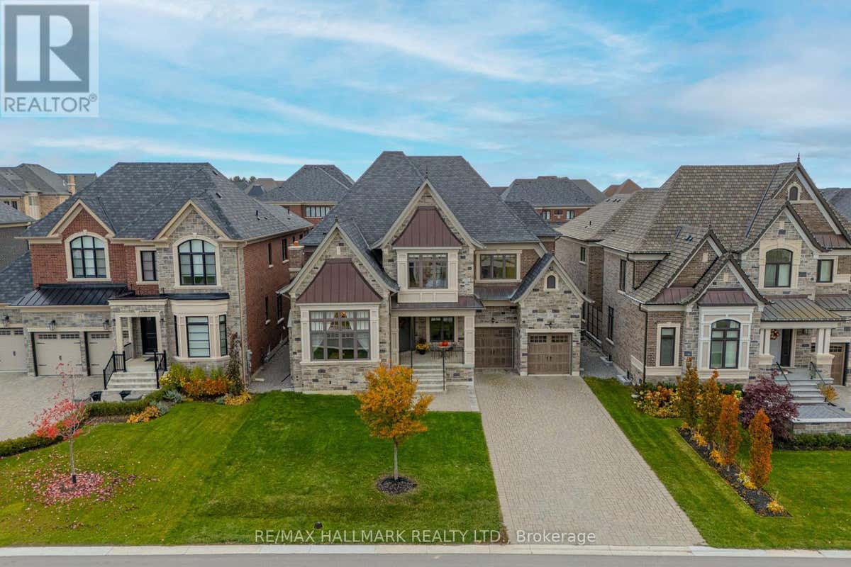 29 SECRET GARDEN COURT