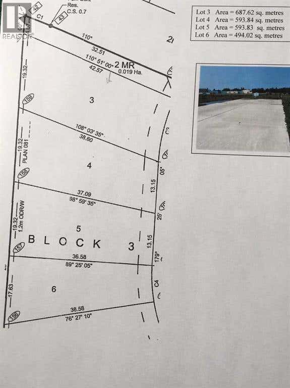 7 CHERRY LANE SE