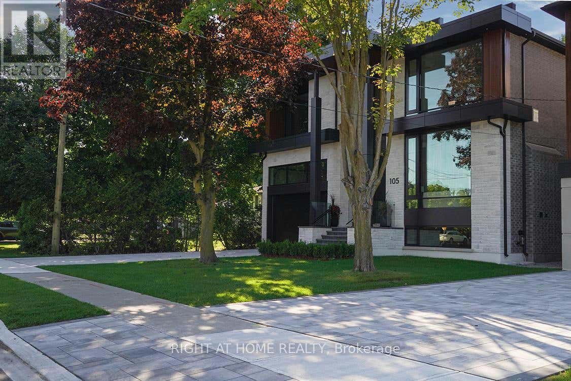 105 DOUGLAS ROAD, Richmond Hill (Oak Ridges Lake Wilcox), ON L4E3H1