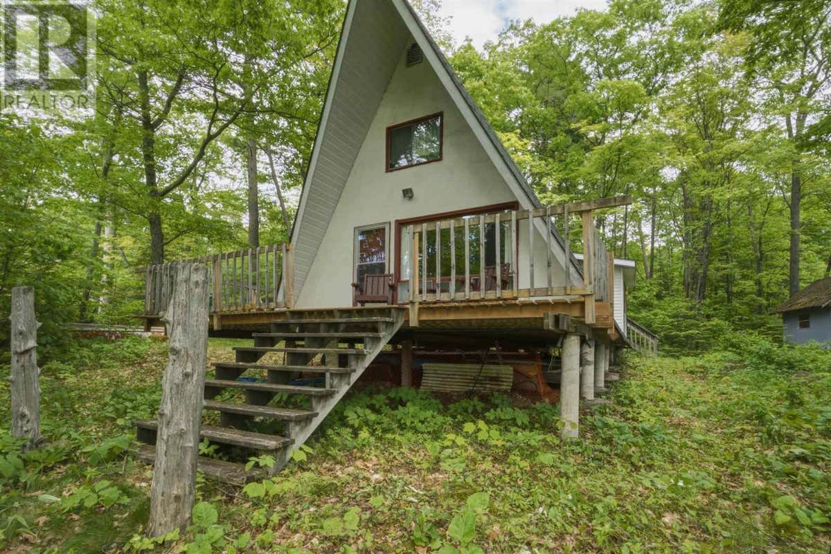 1539 MISSISSAGI BAY RD
