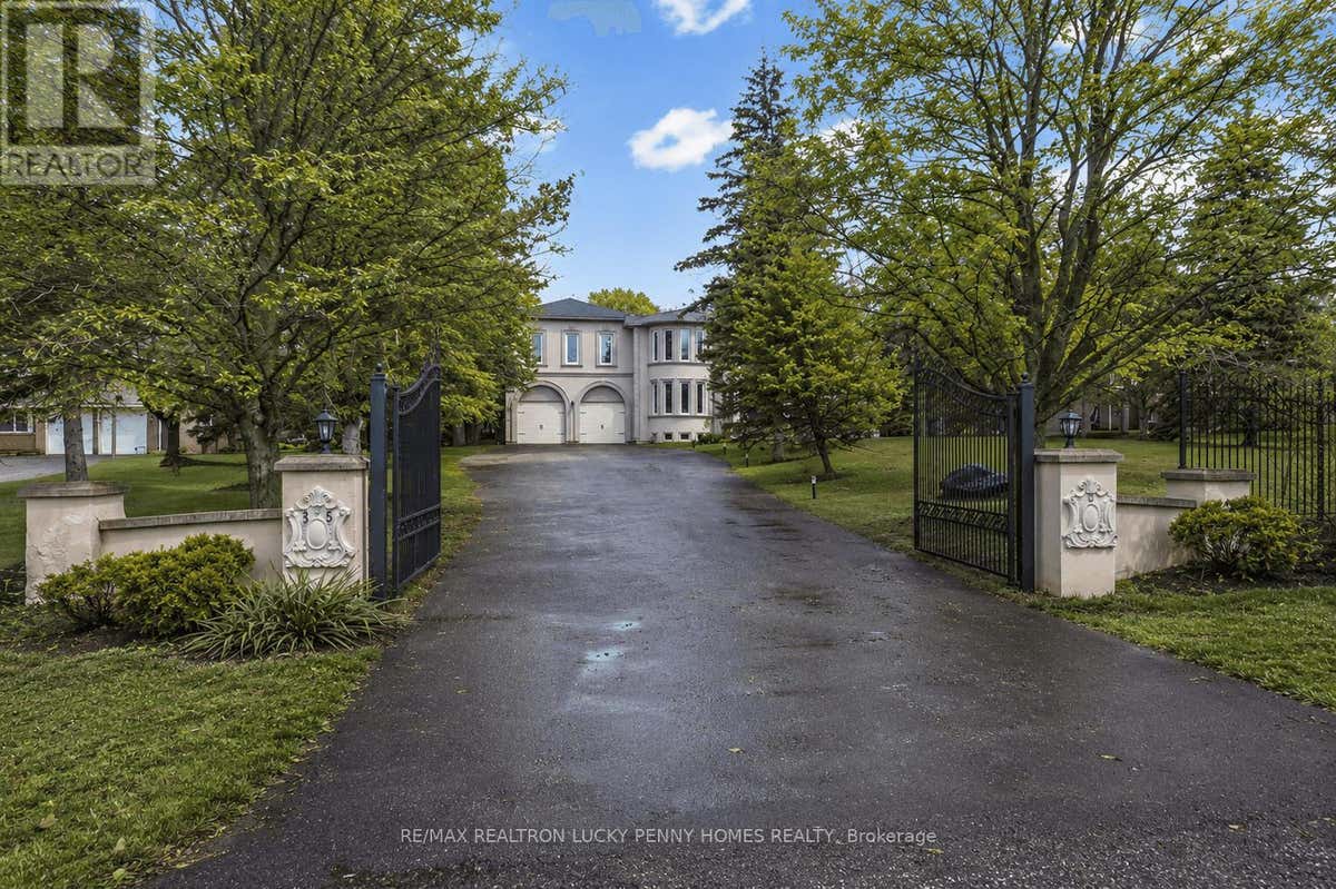 35 CACHET PARKWAY