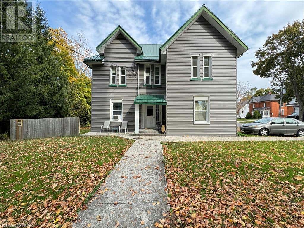 103 PATRICK Street, Wingham, ON N0G2W0 Duplex For Sale RE/MAX 40662219