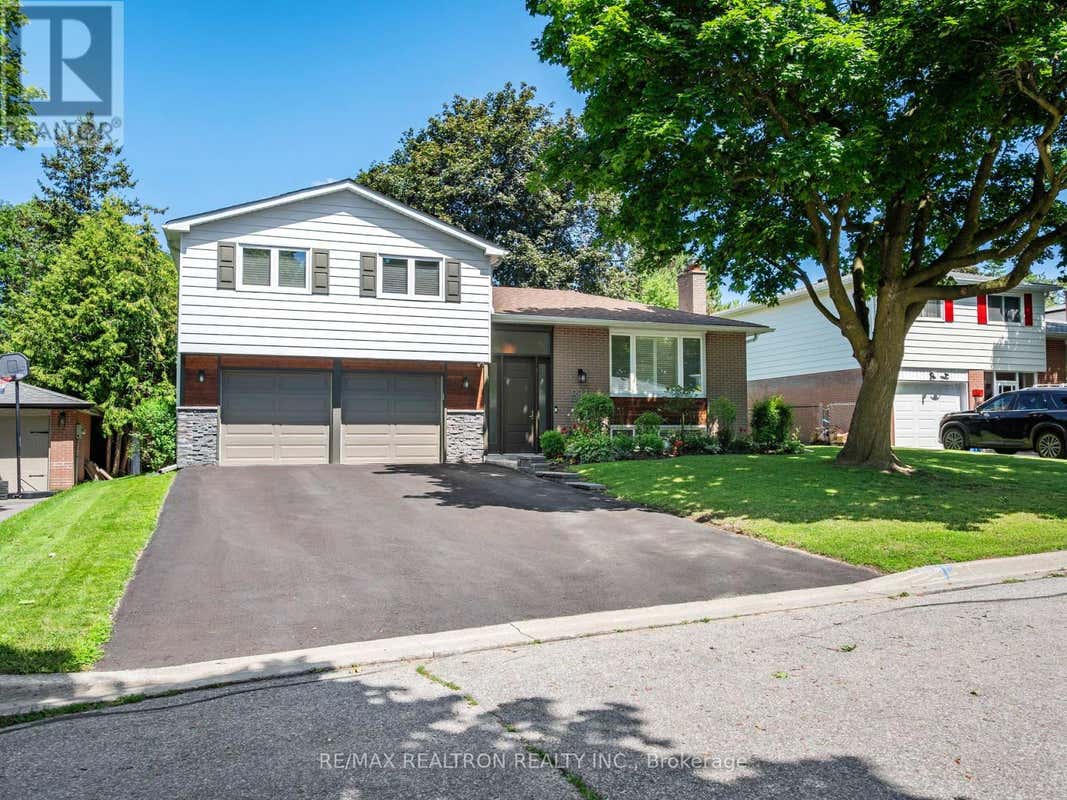 811 THREE SEASONS DRIVE