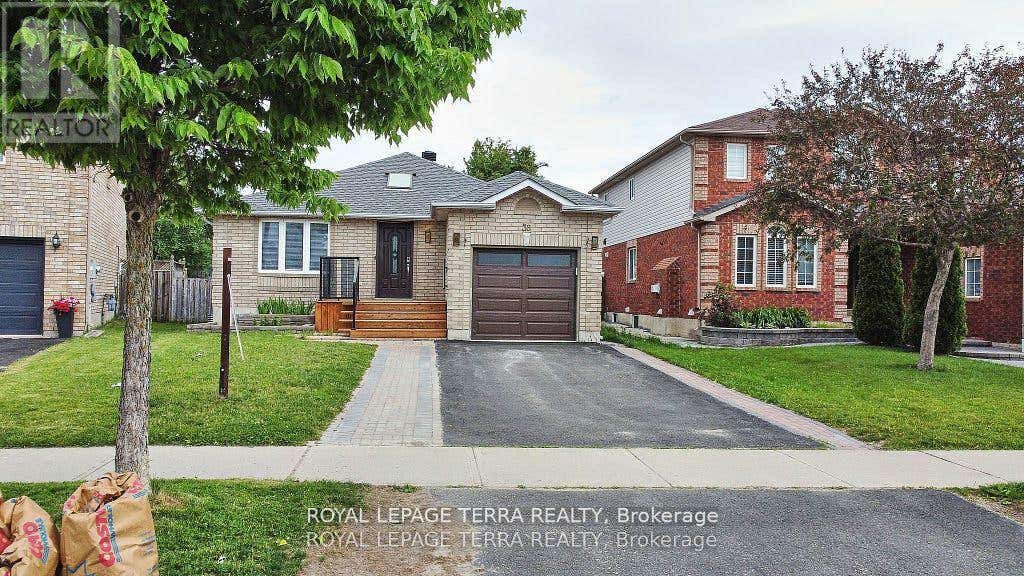 38 AMBLER BAY, Barrie Drive), ON L4M7A5 House For Sale RE
