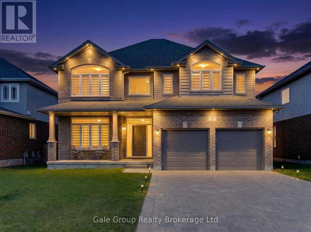 5 BALMORAL LANE