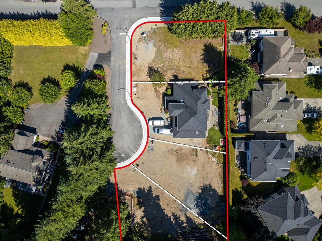 21014 45A AVENUE, Langley, BC V3A8Z3 House For Sale RE/MAX R2937748