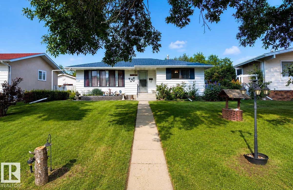 43 HURON DR