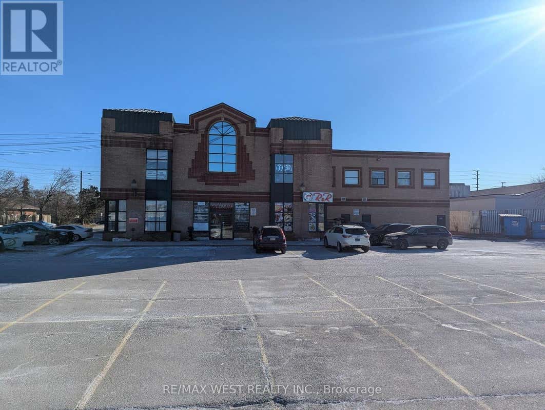 202 - 1965 BRITANNIA ROAD W