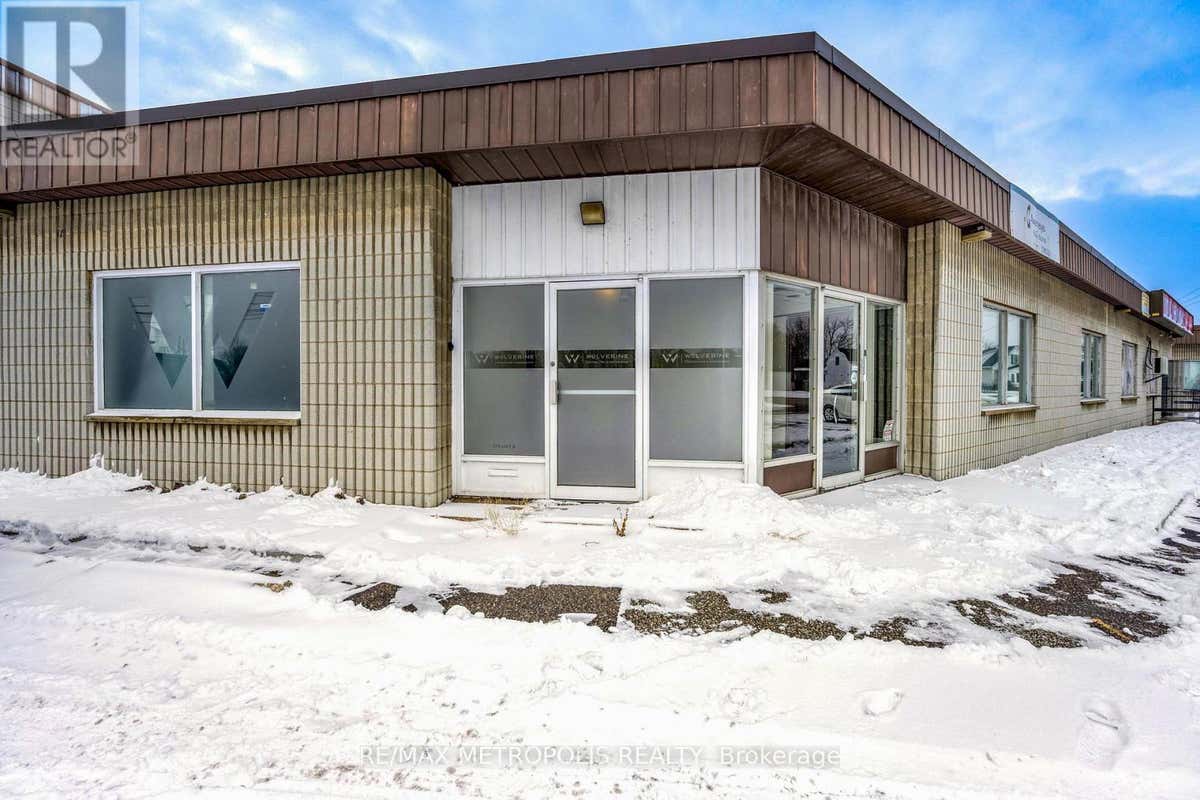 B - 373 VIDAL STREET S