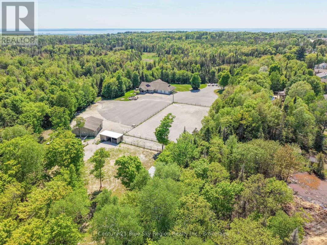 395 CARMICHAEL DRIVE