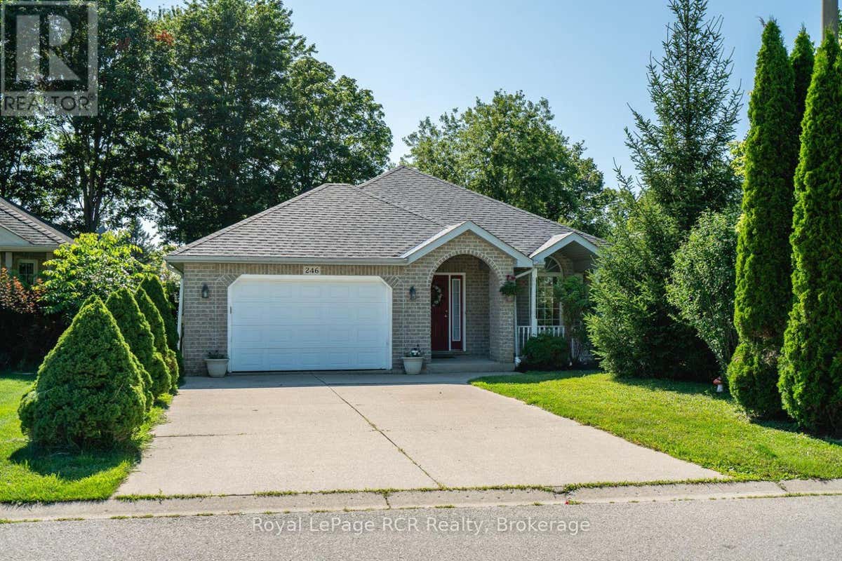 246 16TH AVENUE CRESCENT
