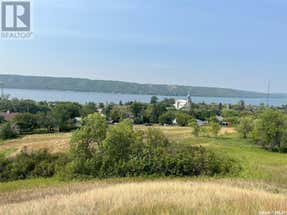 Lebret Acreage