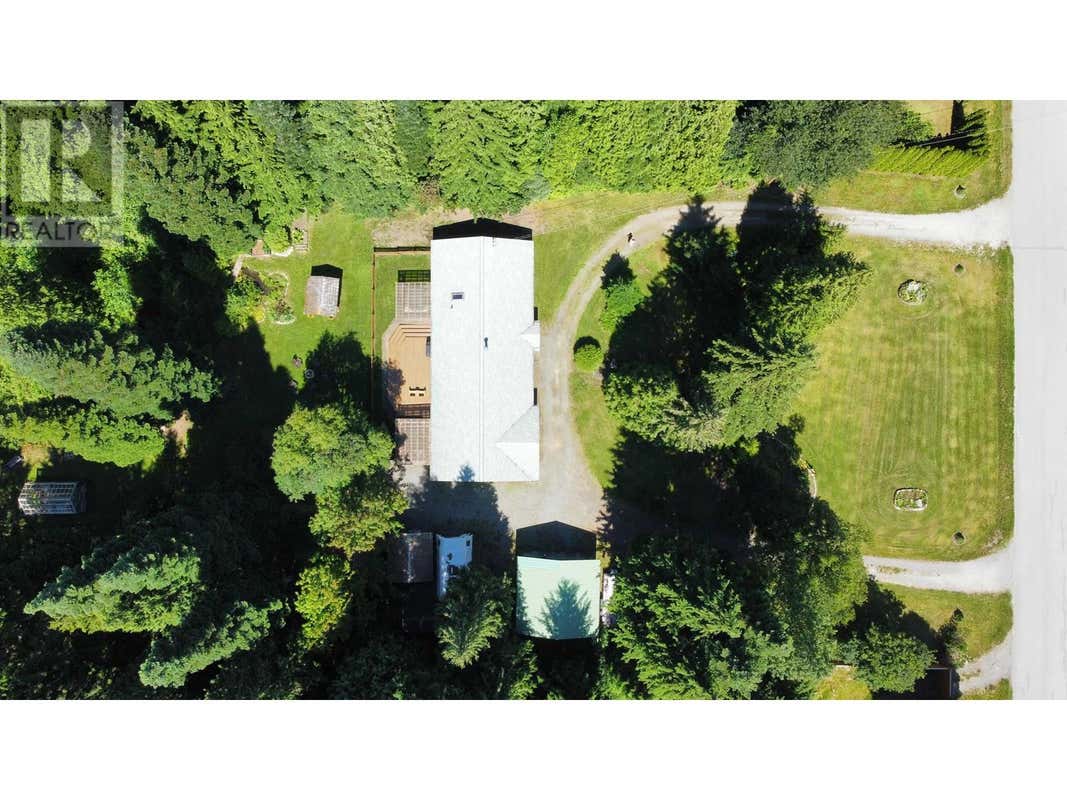 mo2429ページ 2429 KROYER STREET, Terrace, BC V8G0G2 House For Sale | RE