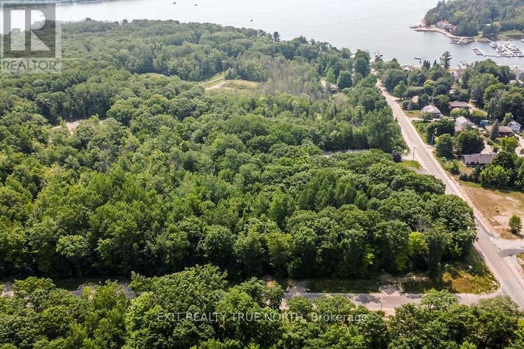 LT 45 EXPLORERS LANDING