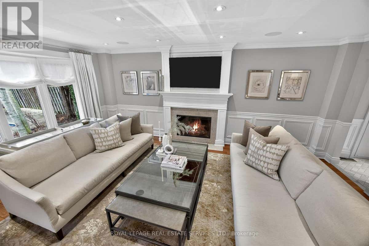 1882 FLINTLOCK COURT