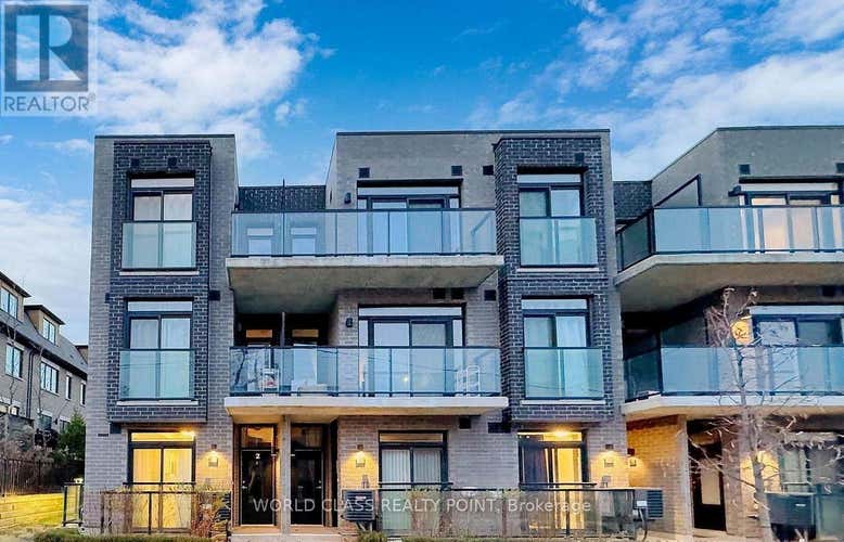 TH 3 - 260 FINCH AVENUE E