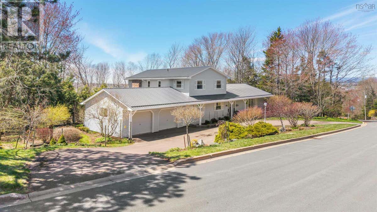 40 FUNDY DRIVE