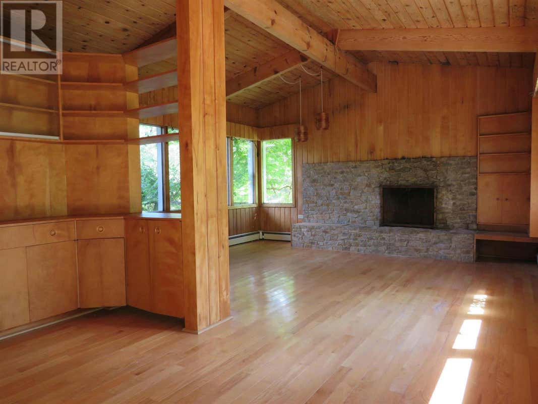 373 Olympiad Avenue, Bridgewater, NS B4V3Z8 House For Sale RE/MAX