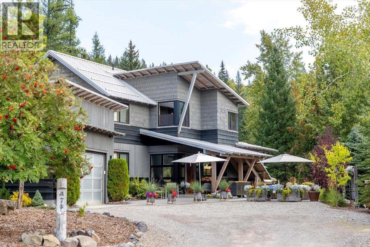 470 CANYON TRAIL