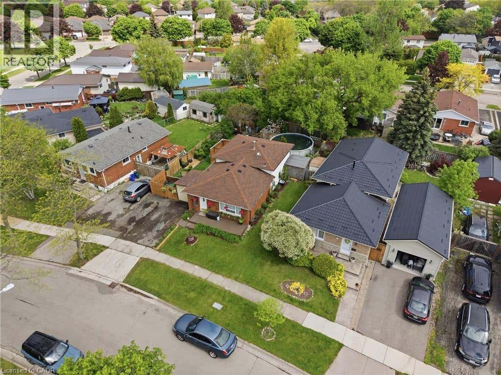 115 GORDON DRUMMOND AVENUE