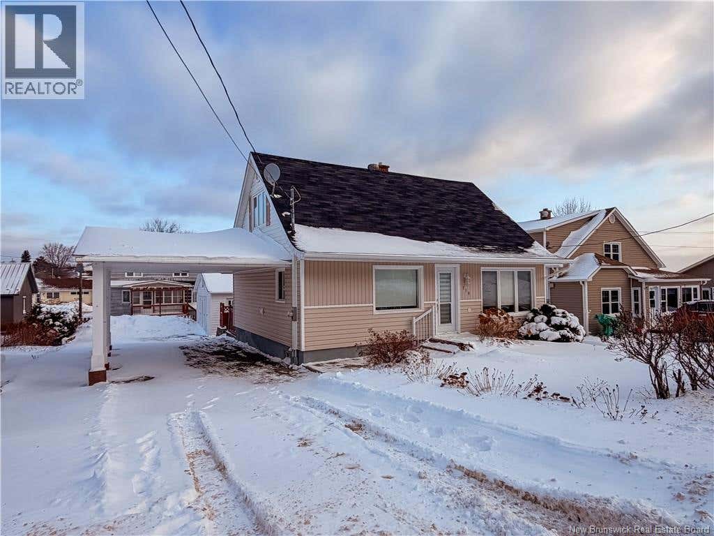 319 GODERICH STREET