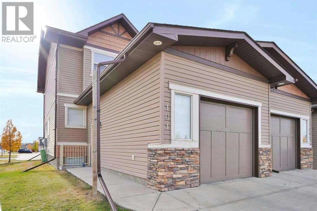 101, 150 Vanier Drive, Red Deer, AB T4R0L1 Condo For Sale RE/MAX
