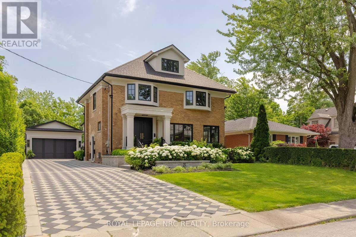 21 HILLCREST AVENUE