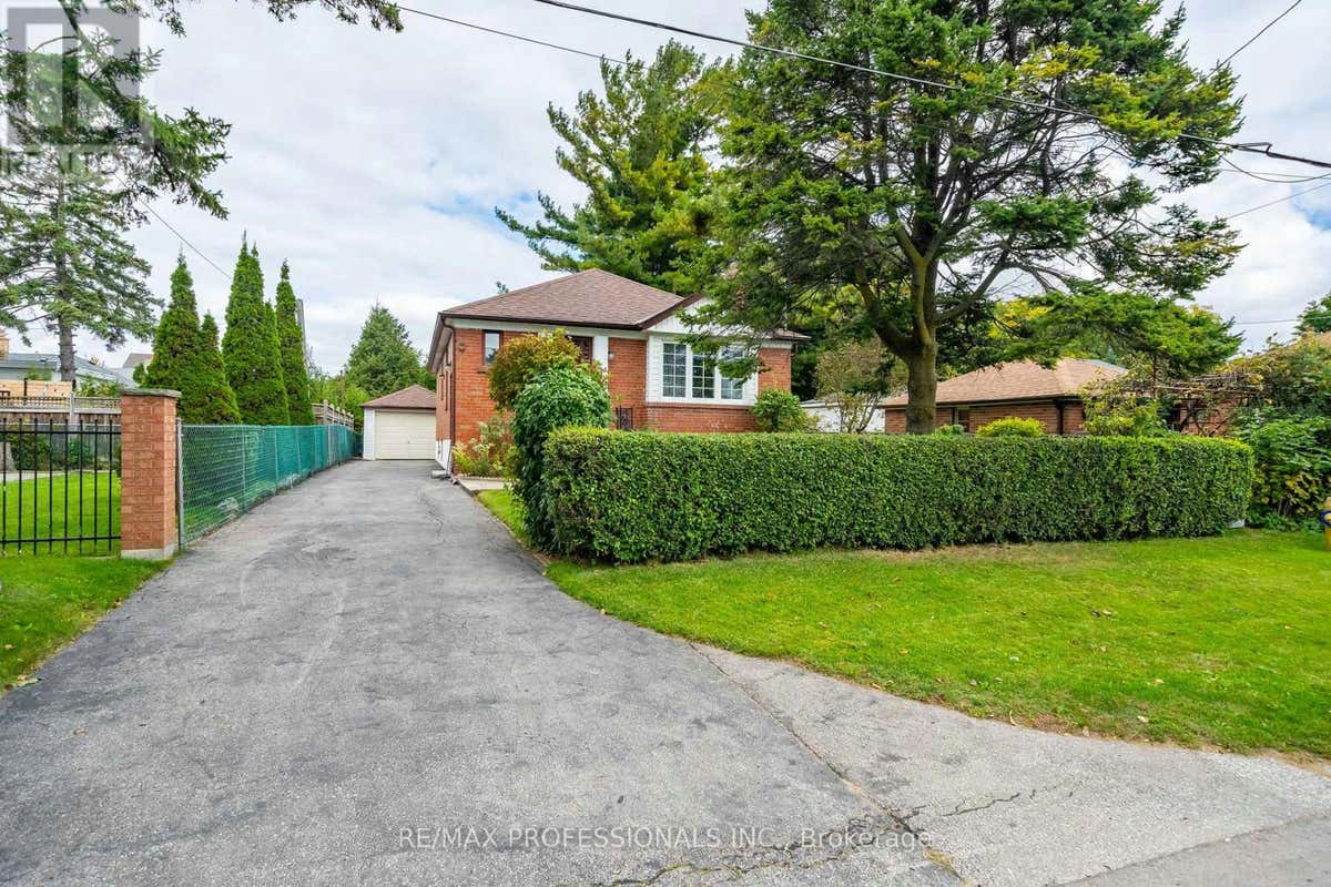 312 DALESFORD ROAD, Toronto (StonegateQueensway), ON M8Y1G7 House For