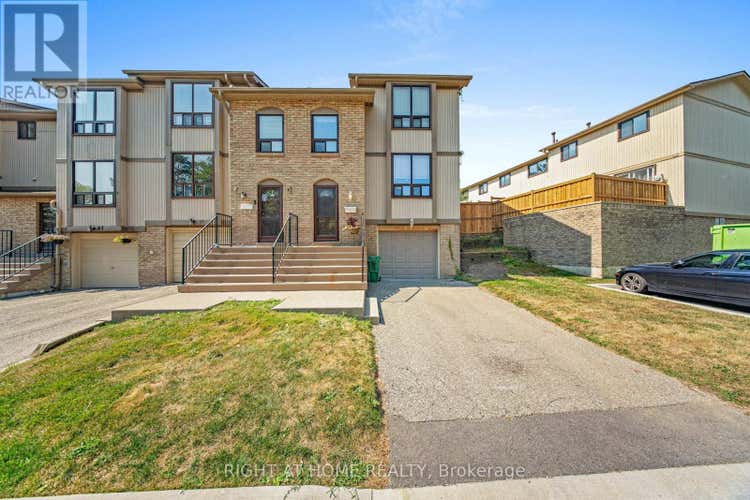 83 - 83 GUILDFORD CRESCENT