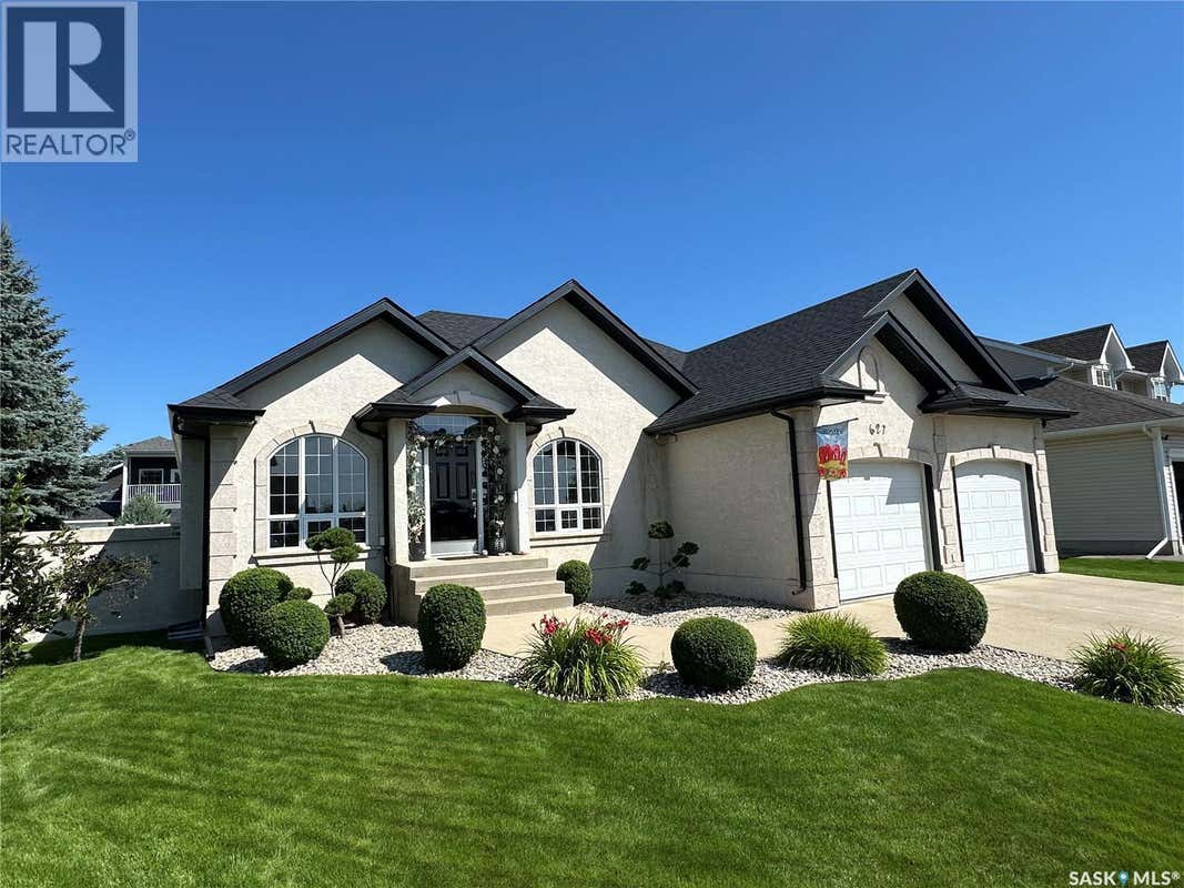 627 HIGHLAND DRIVE