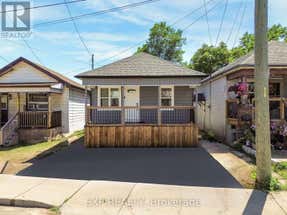 182 BEACH ROAD