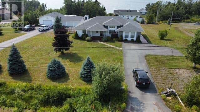 195 Road to the Isles Road