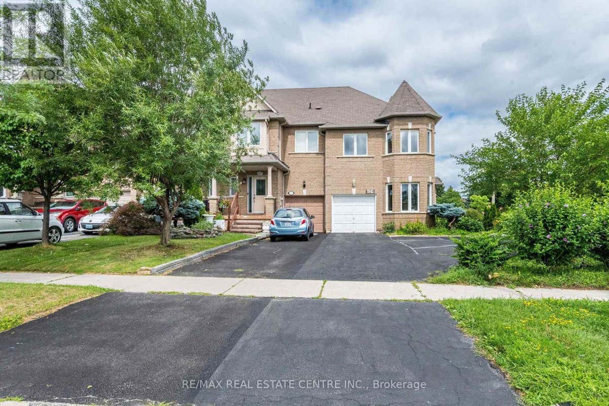 629 LUMBERTON CRESCENT