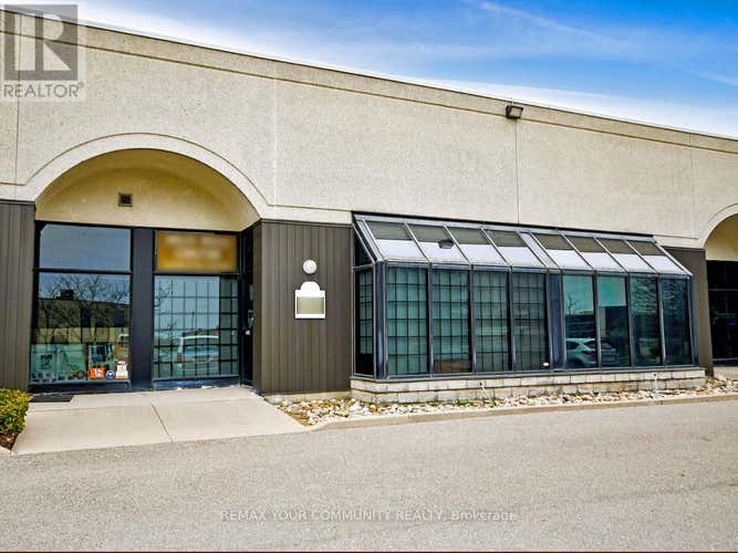 3 - 800 PETROLIA ROAD