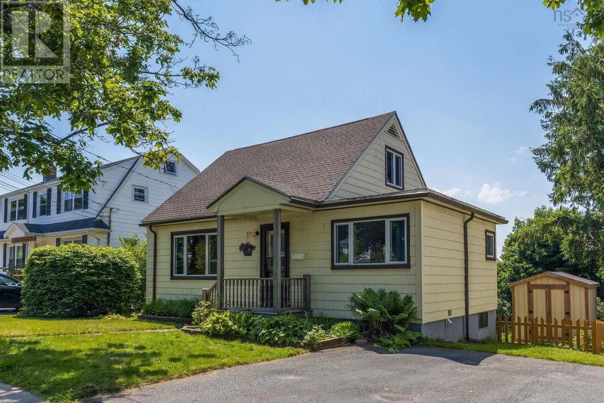 3824 BASINVIEW DRIVE