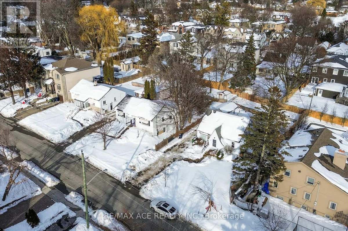 77 BROOKLAWN AVENUE