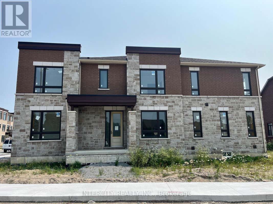 (BLOCK 223 UNIT 4) - 115 ROBERT EATON AVENUE