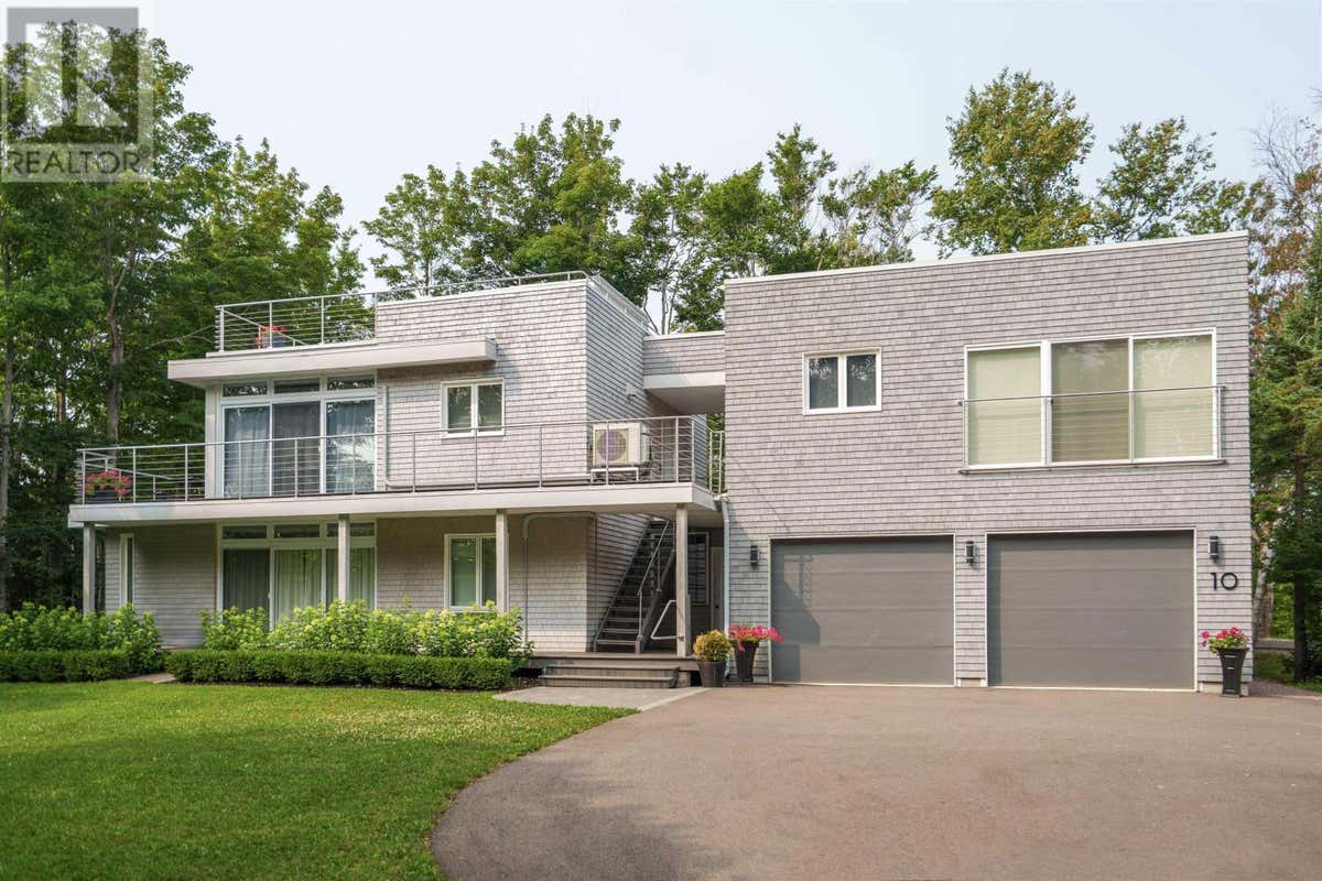 10 LUPIN LANE