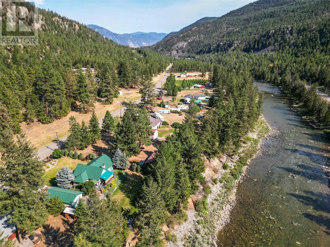2793 OLD HEDLEY Road, Hedley, BC V0X1W0 House For Sale RE/MAX 10326891
