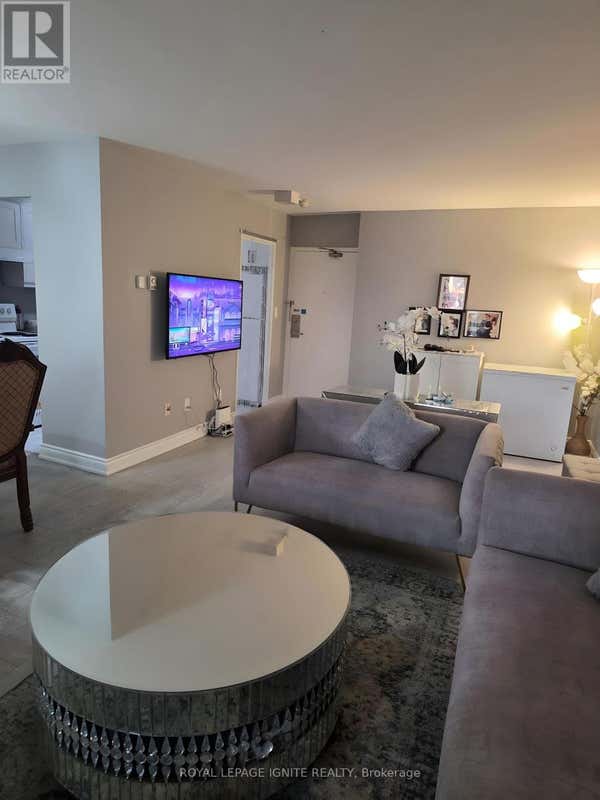 415 - 5 MASSEY SQUARE