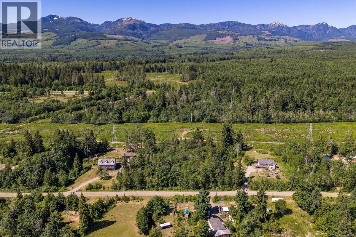LOT 14 COUNTRY RD