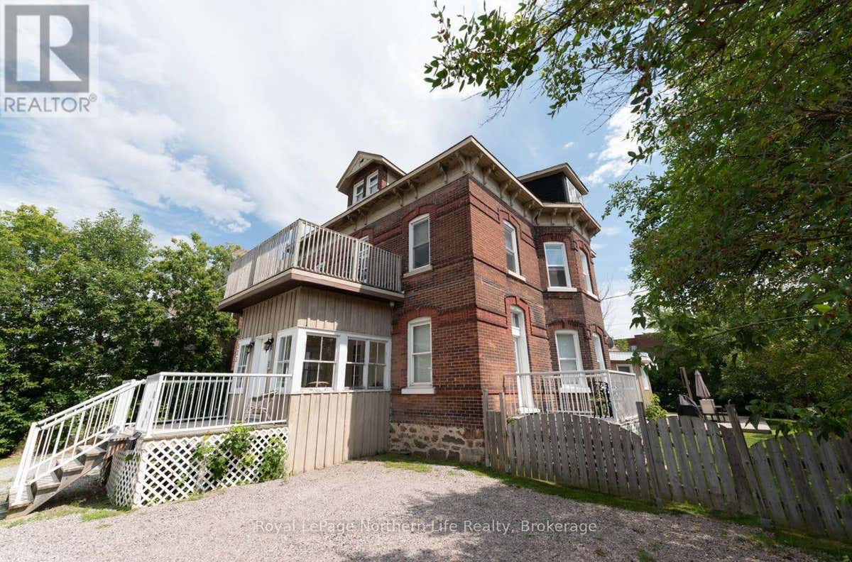 523 SHERBROOKE STREET
