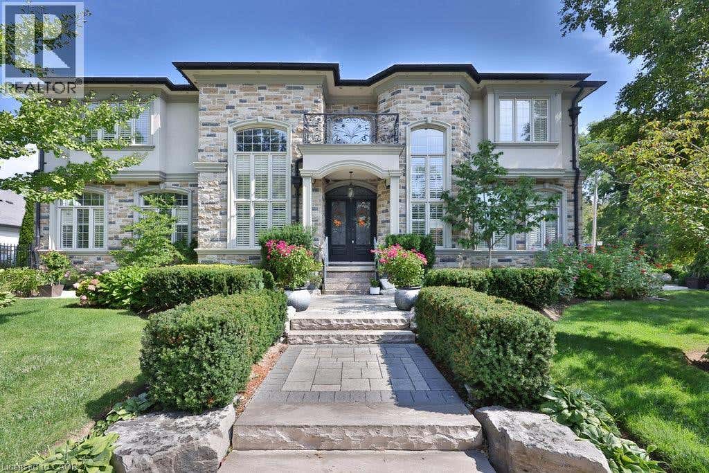 2229 LAKESHORE ROAD