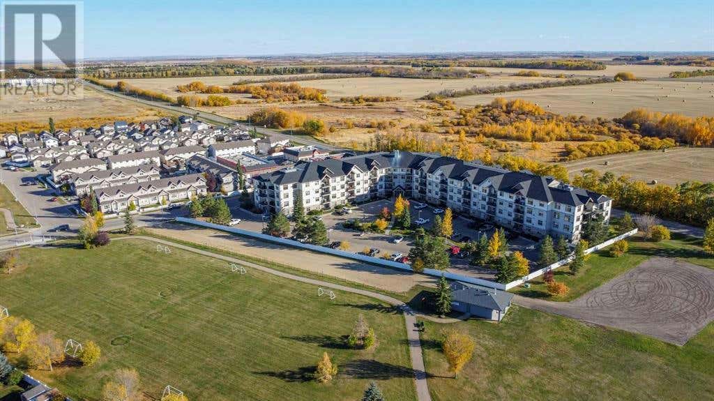 211, 100 Lakeway Boulevard, Sylvan Lake, AB T4S0A4 À vendre RE/MAX