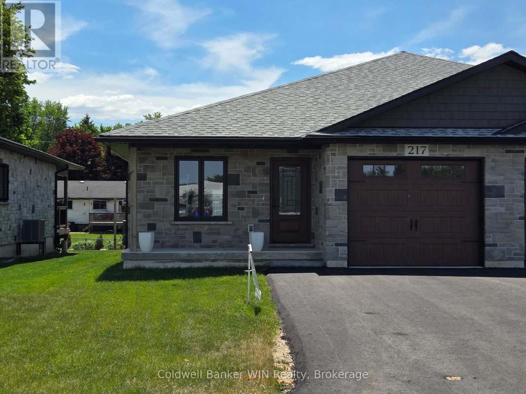 217 ELGIN STREET
