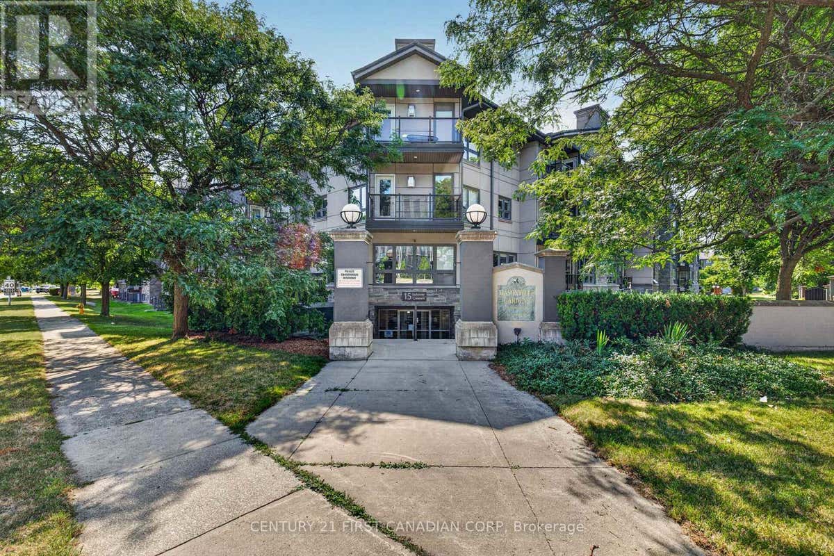 222 - 15 JACKSWAY CRESCENT